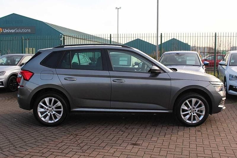 Used Skoda 110 R SE Drive 81 HP (59 kW) 2023 Graphite grey metallic Estate