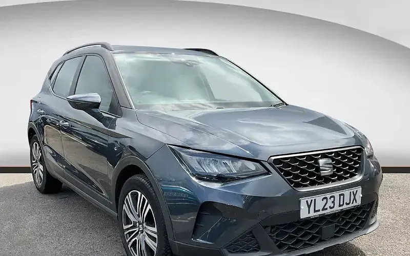 Used Seat Arona SE 110 HP (80 kW) 2023 SUV