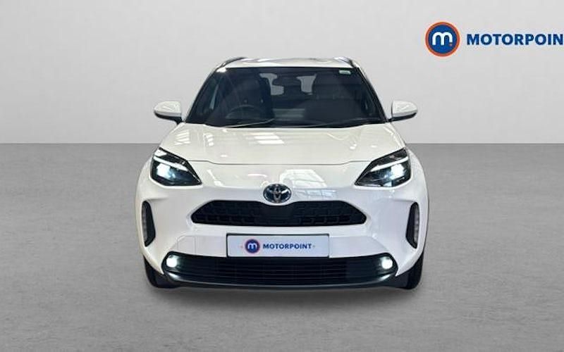 Used Toyota Yaris Hybrid Design 116 HP (85 kW) 2026 Estate