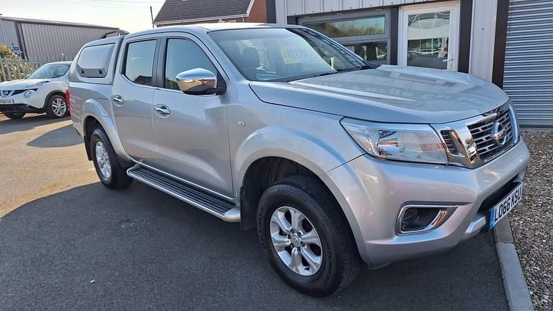 Used Nissan Navara Acenta 161 HP (118 kW) 2016 Silver Pickup