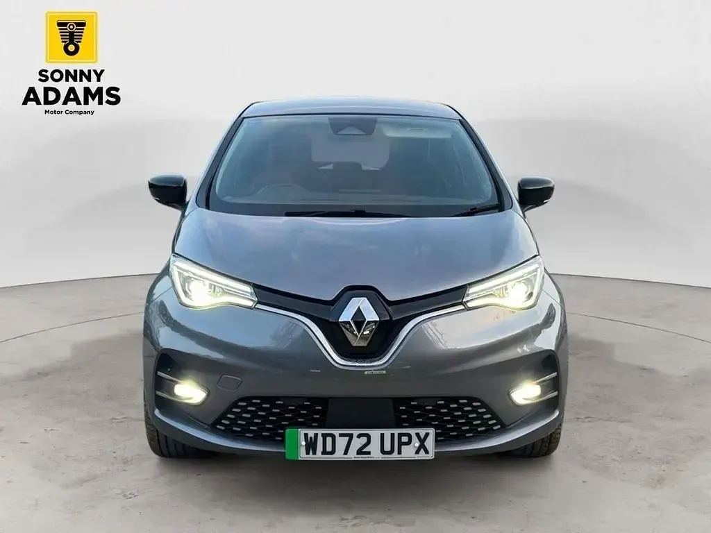 Usado Renault Zoe Iconic 100 kW (136 CV) 2023 Gris Utilitario