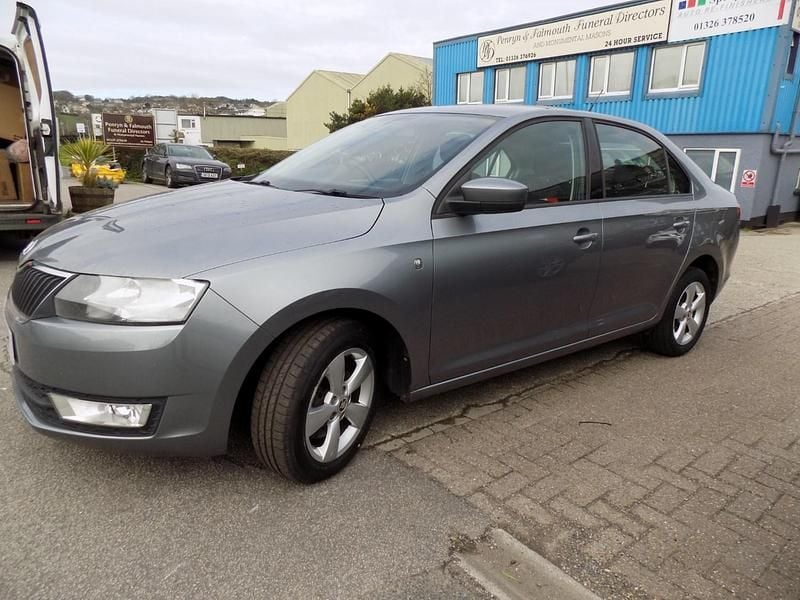 Used Skoda Rapid SE 105 HP (77 kW) 2013 Grey Hatchback