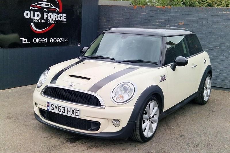 Used Mini Cooper S 2013 Hatchback