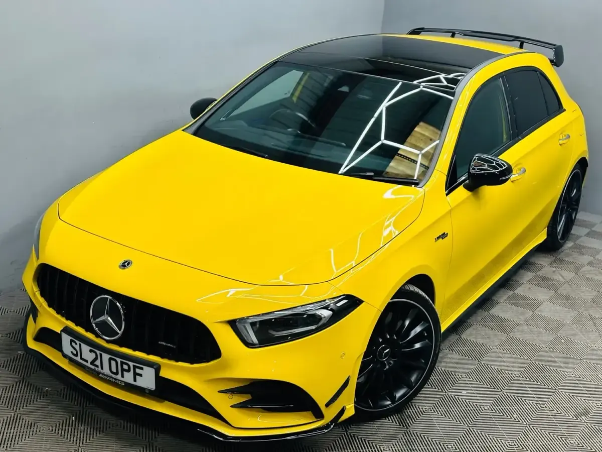 Usado Mercedes A35 AMG Premium Plus 2021 Amarelo Citadino