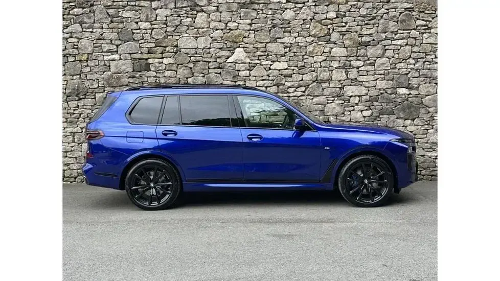 Used BMW X7 M Sport 376 HP (276 kW) 2025 Blue SUV