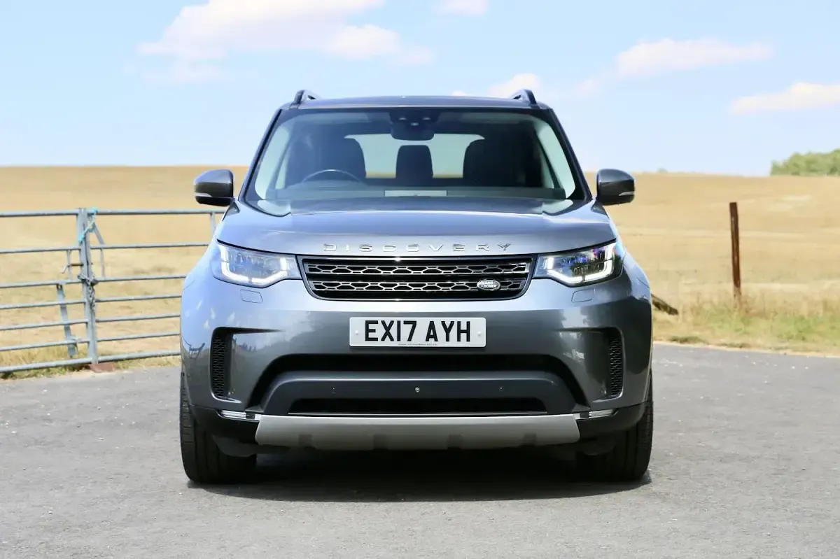 Used Land Rover Discovery HSE Luxury 258 HP (189 kW) 2017 Grey SUV