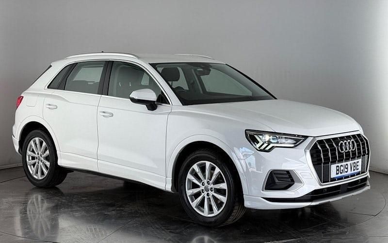 Used 2026 Audi Q3 Sport SUV | £18,650 - Image 1/3