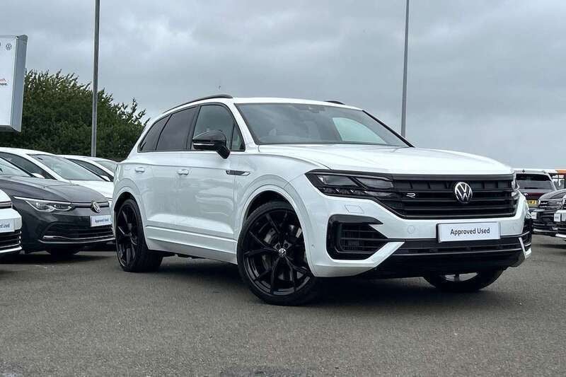 White Used 2023 VW Touareg R SUV | £60,495 (Fair price) - Image 1/4
