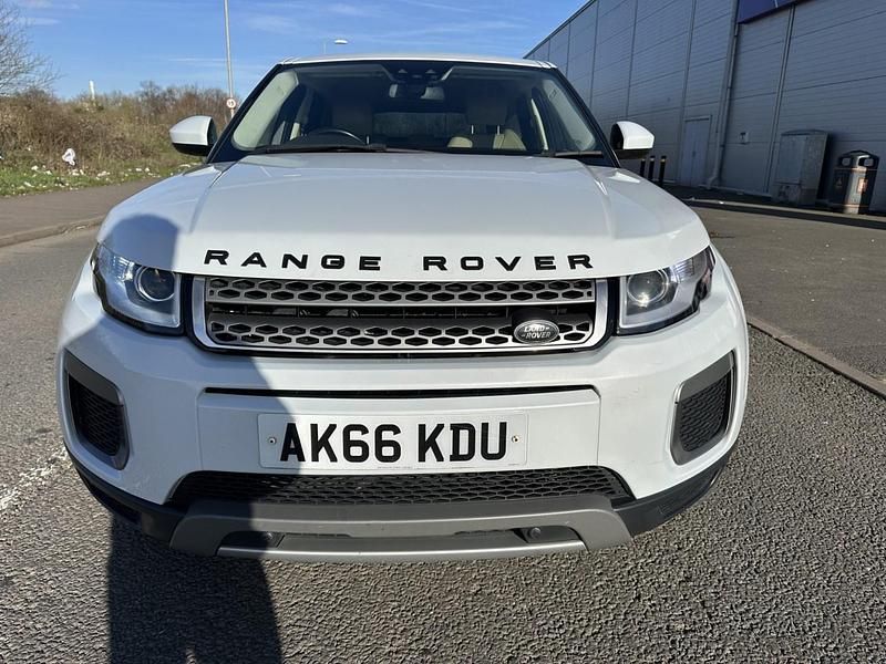 Used Land Rover Range Rover evoque SE 2017 White SUV