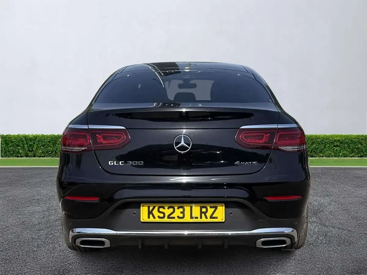 Used Mercedes GLC300 AMG line 258 HP (189 kW) 2023 Black SUV