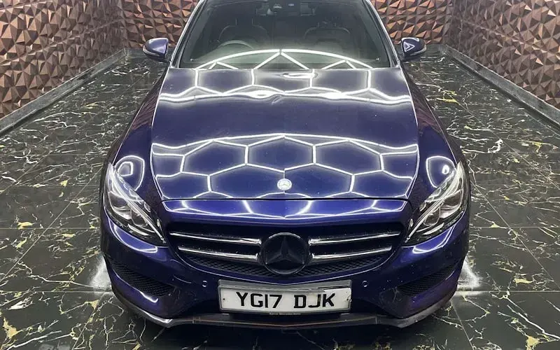 Used Mercedes C220 AMG Line Premium 170 HP (125 kW) 2016 Blue Sedan