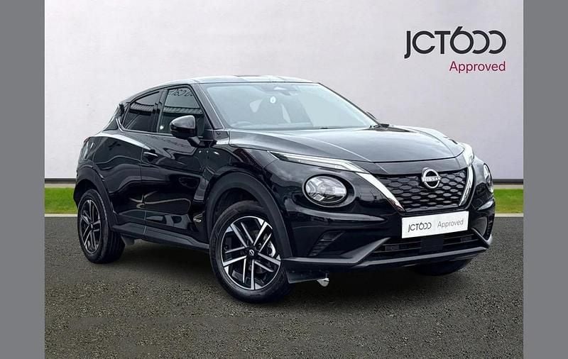 Used Nissan Juke N-Connecta 140 HP (102 kW) 2024 Black SUV