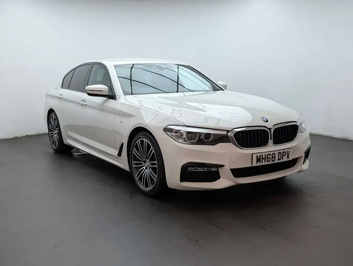 Used BMW 520 M Sport 181 HP (133 kW) 2019 White Sedan