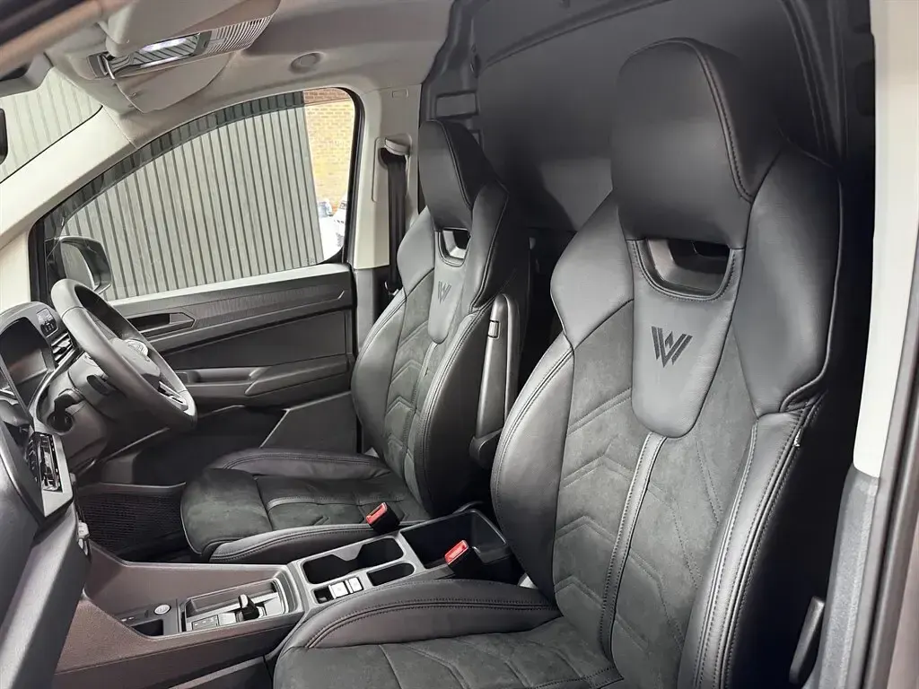 New VW Caddy Maxi Pro 122 HP (89 kW) 2025 Grey MPV