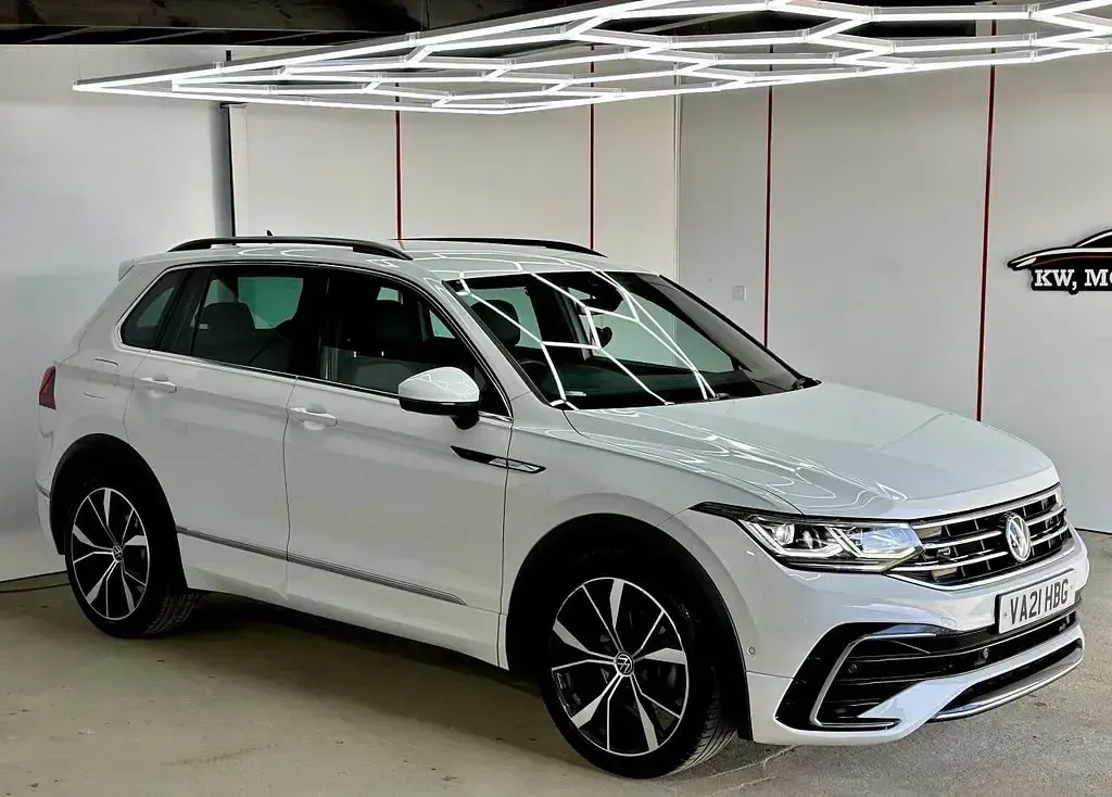 Used VW Tiguan R-line 150 HP (110 kW) 2021 White SUV