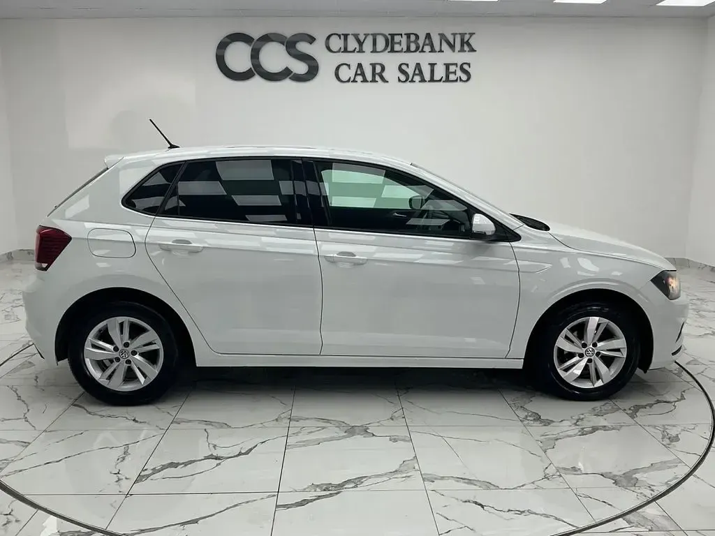 Used VW Polo SE 65 HP (47 kW) 2019 White Hatchback