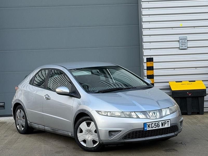 Used Honda Civic S 2006 Silver Hatchback