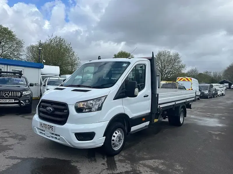Begagnad Ford Transit 130 HK (95 kW) 2020 Vit Cab