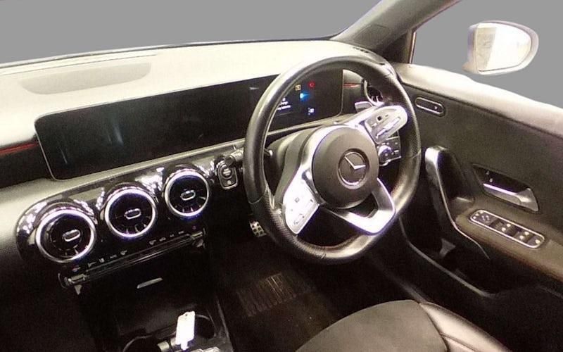 Used Mercedes A200 Executive 163 HP (119 kW) 2021 White Hatchback