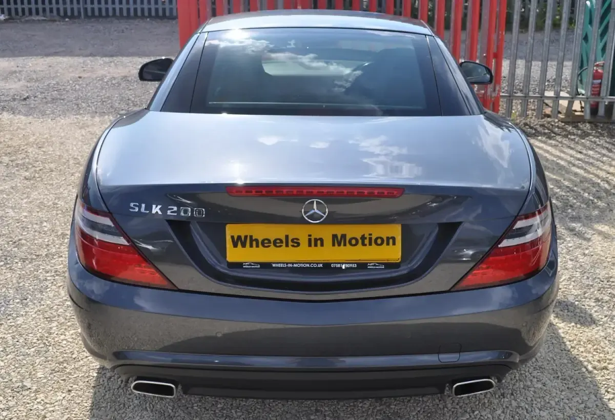 Used Mercedes SLK200 AMG 181 HP (133 kW) 2013 Grey Cabriolet