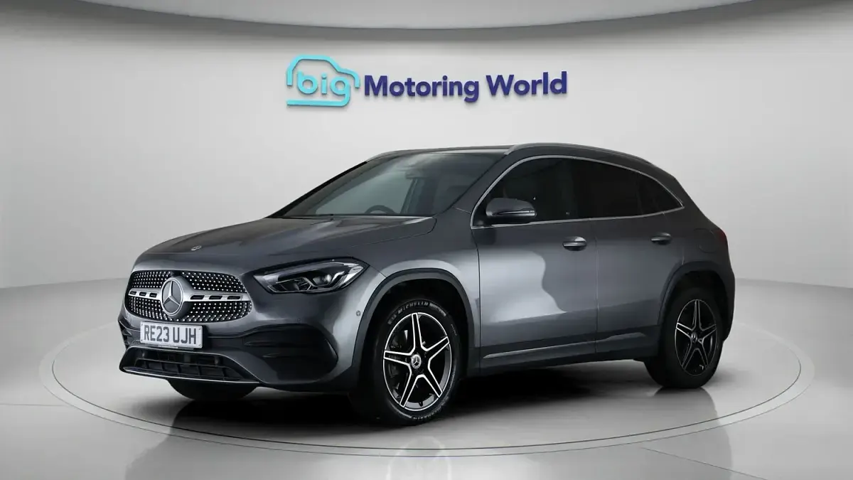 Used Mercedes GLA250 Executive 218 HP (160 kW) 2023 Grey SUV