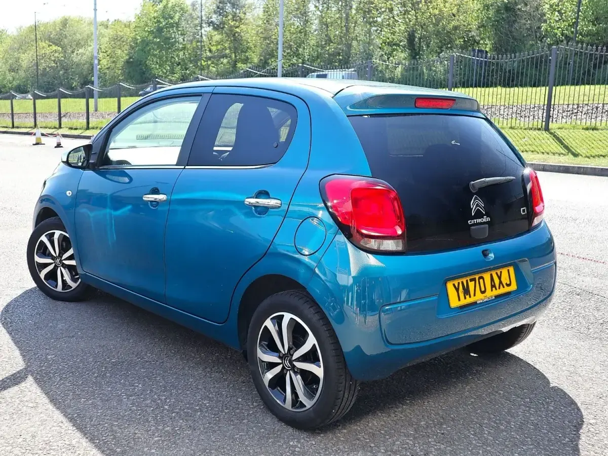 Usado Citroën C1 Shine 2020 Verde Utilitario