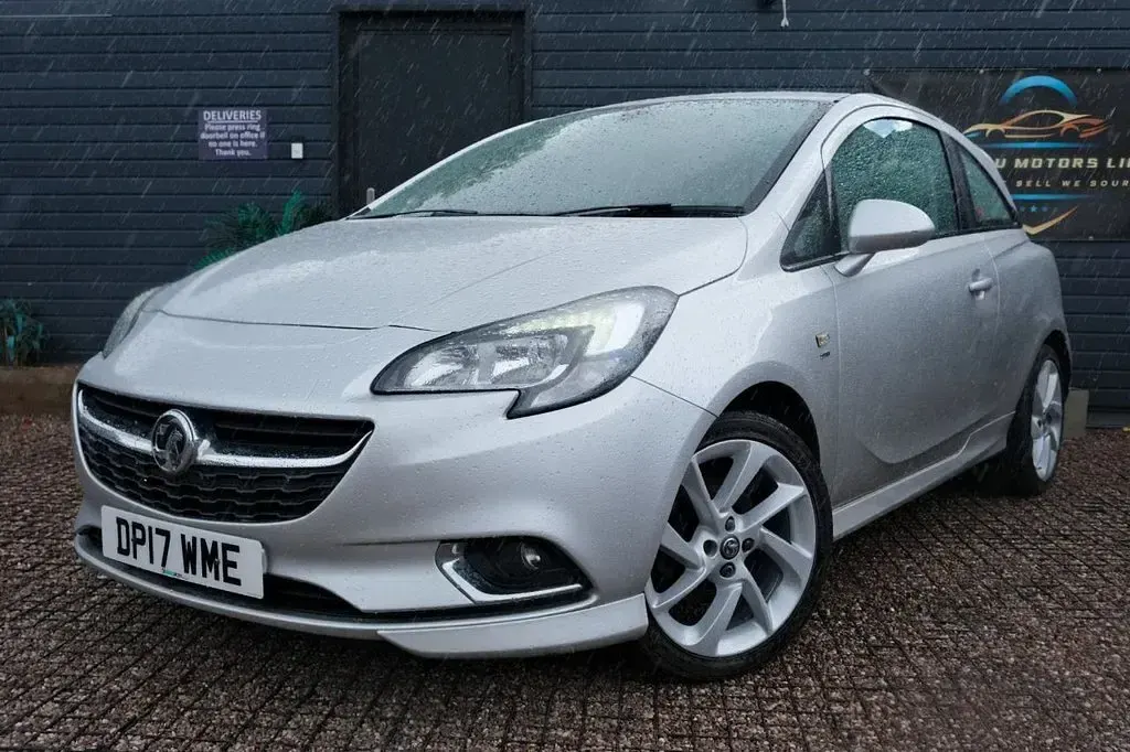 Used Vauxhall Corsa SRi 100 HP (73 kW) 2017 Silver Hatchback