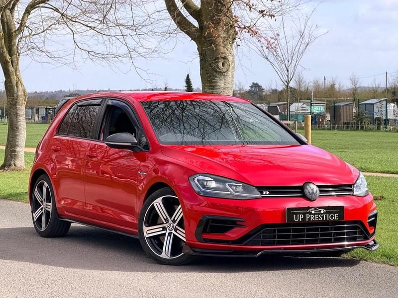 Used VW Golf VII R 2017 Red Hatchback