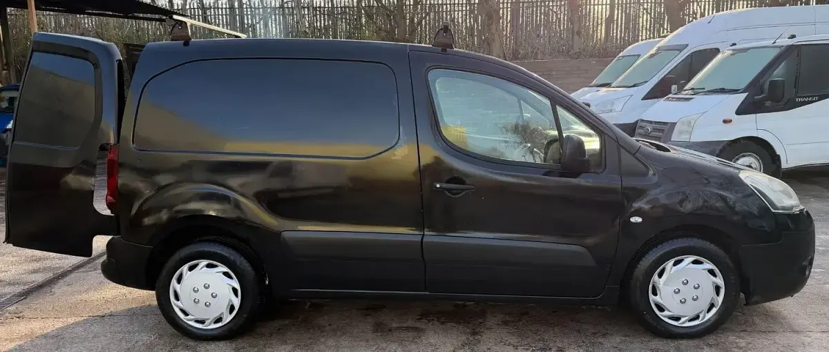 Used Citroën Berlingo 75 HP (55 kW) 2012 Black MPV