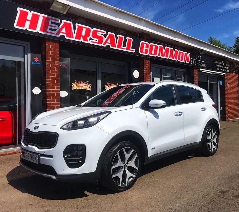 White Used 2017 Kia Sportage GT-Line SUV | £10,000 (Good price) - Image 1/4
