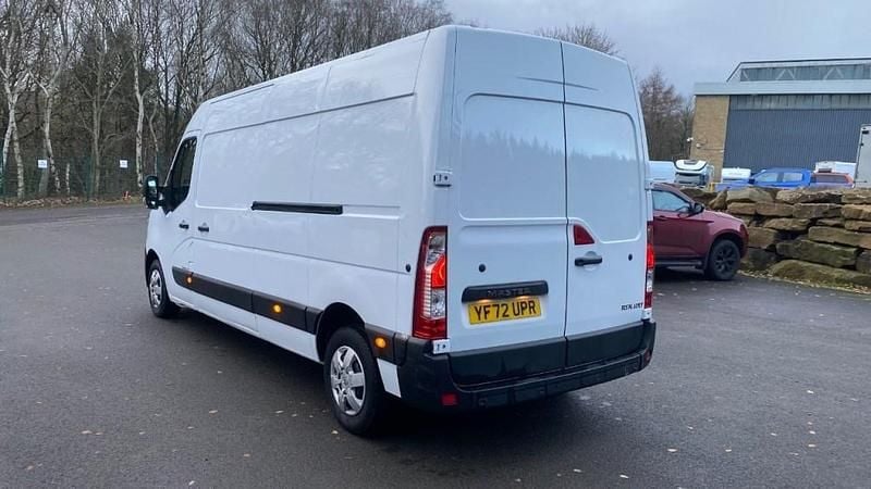 Used Renault Master Business 135 HP (99 kW) 2023 White Van
