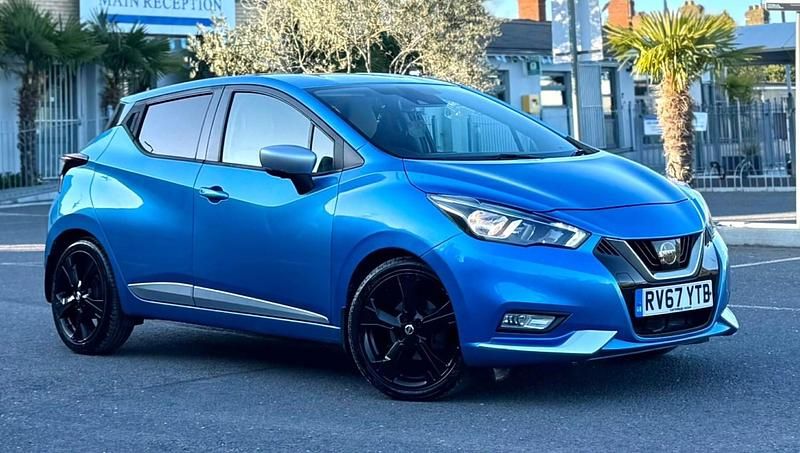 Usado Nissan Micra N-Connecta 2017 Azul Citadino