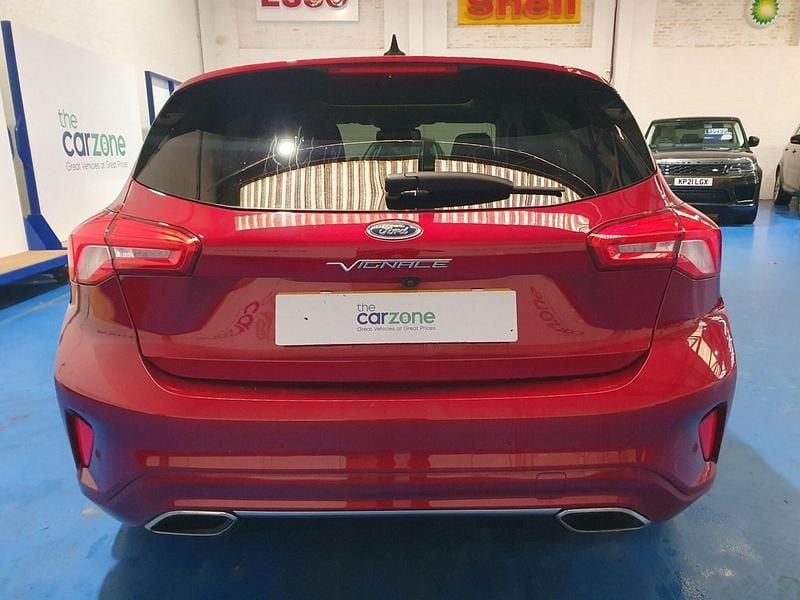 Used Ford Focus Vignale 125 HP (91 kW) 2021 Red Hatchback