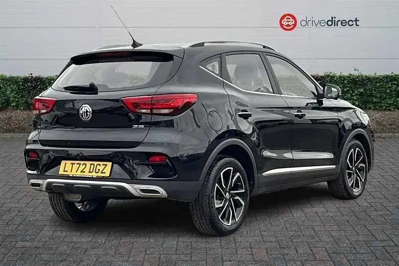 Usado MG ZS Exclusive 111 HP (81 kW) 2022 Preto SUV