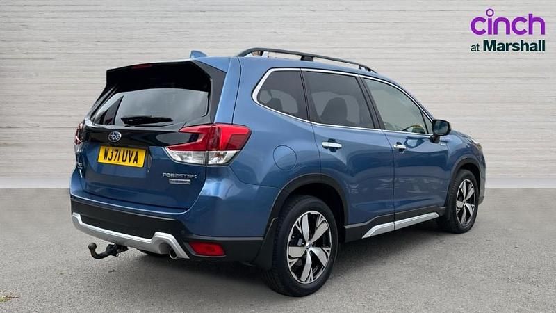 Used Subaru Forester Premium 150 HP (110 kW) 2021 Blue SUV