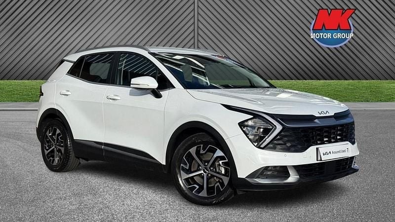 White Used 2024 Kia Sportage SUV | £24,699 (Super price) - Image 1/4