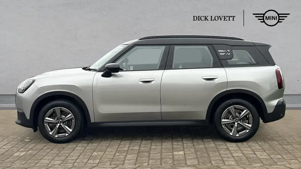 Used Mini Countryman 168 HP (123 kW) 2024 Silver SUV