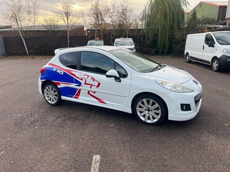 Used Peugeot 207 S16 120 HP (88 kW) 2010 White Hatchback