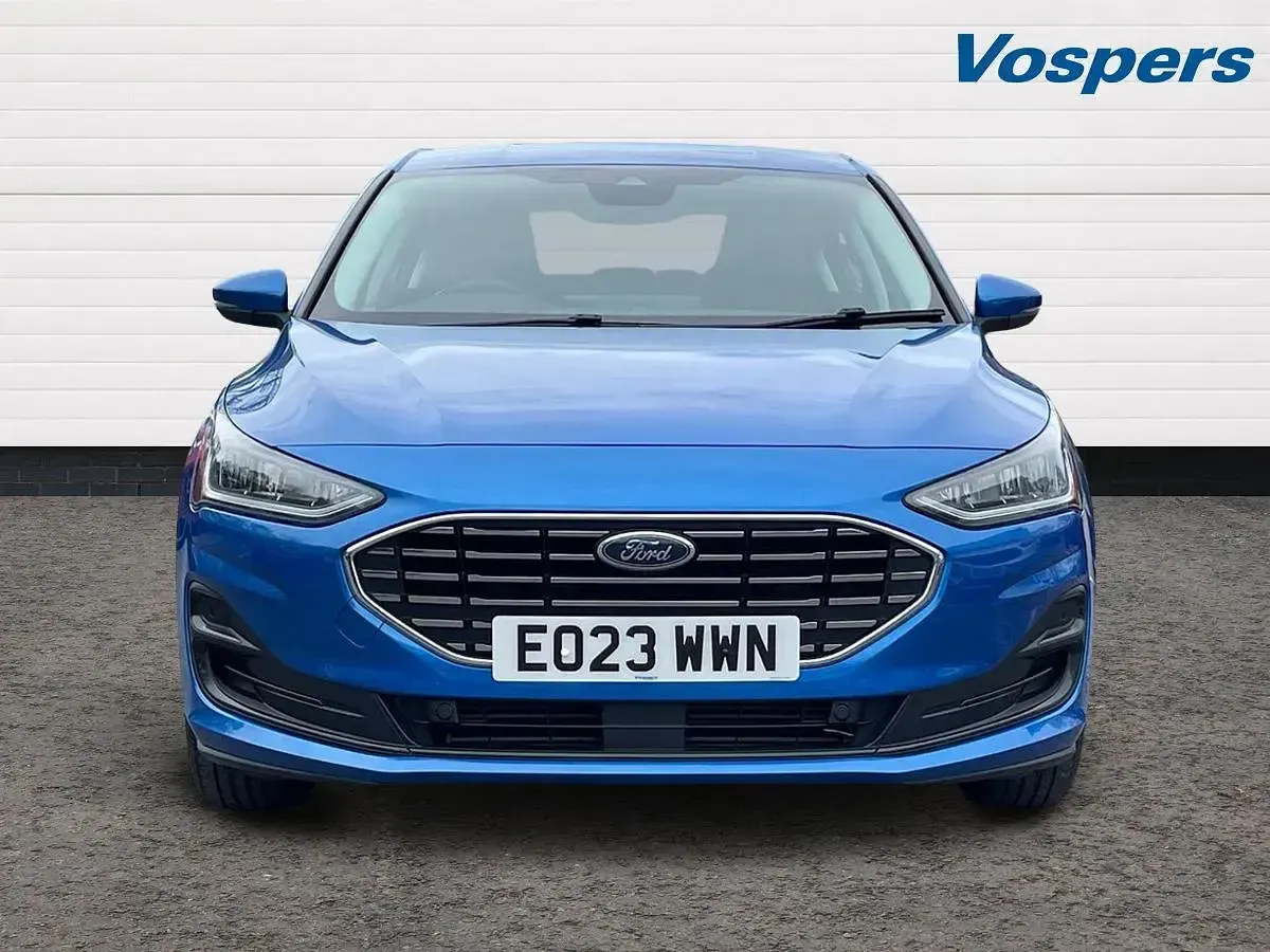 Usado Ford Focus Titanium 155 HP (114 kW) 2023 Azul Citadino