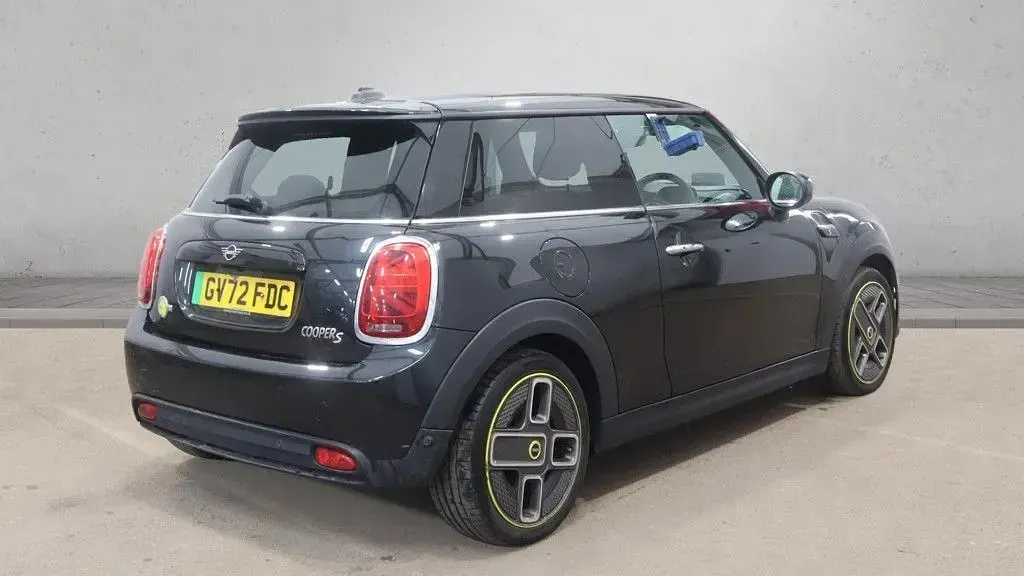 Used Mini Cooper SE Hatch 135 kW (184 HP) 2022 Hatchback