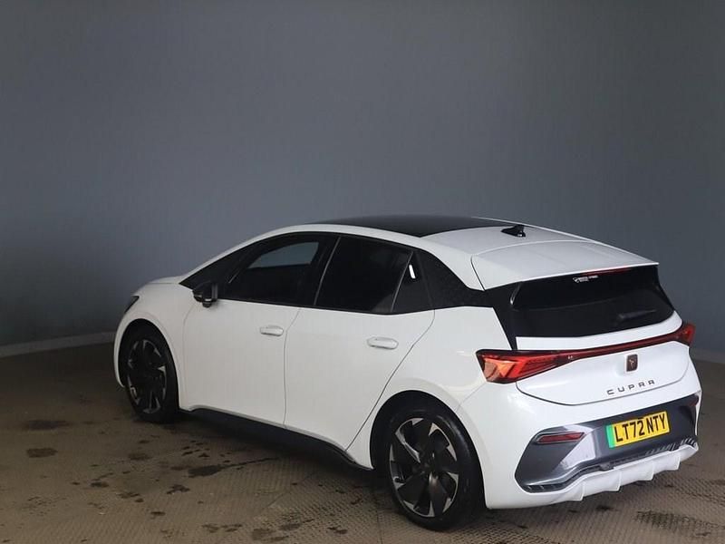 Used Cupra Born 150 kW (204 HP) 2022 White Hatchback
