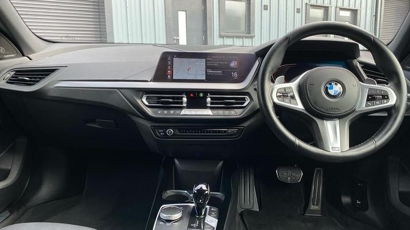 Second-hand BMW 220 M Sport 178 CP (130 kW) 2023 Albastru Coupe