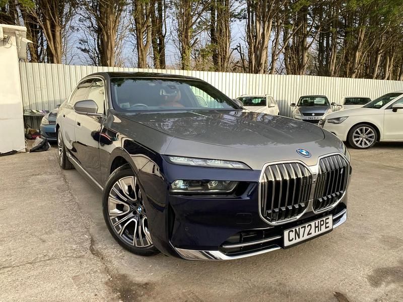 Blue Used 2022 BMW i7 Comfort Edition Sedan | £79,994 - Image 1/4