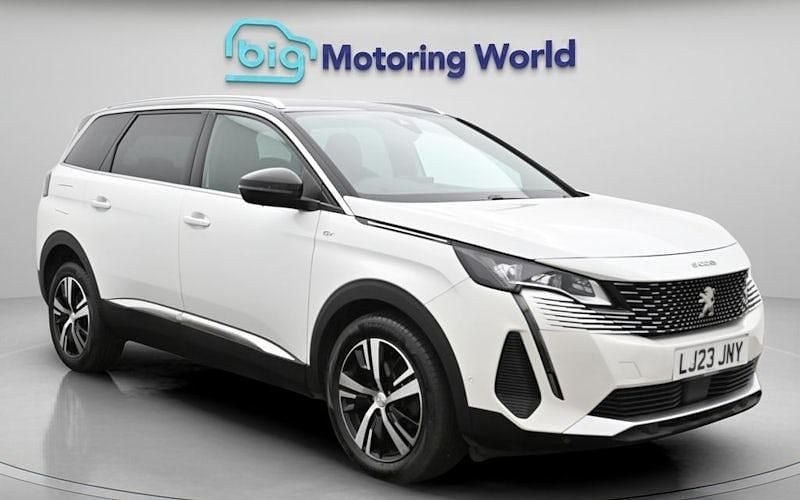 Second-hand Peugeot 5008 GT 131 CP (96 kW) 2023 SUV