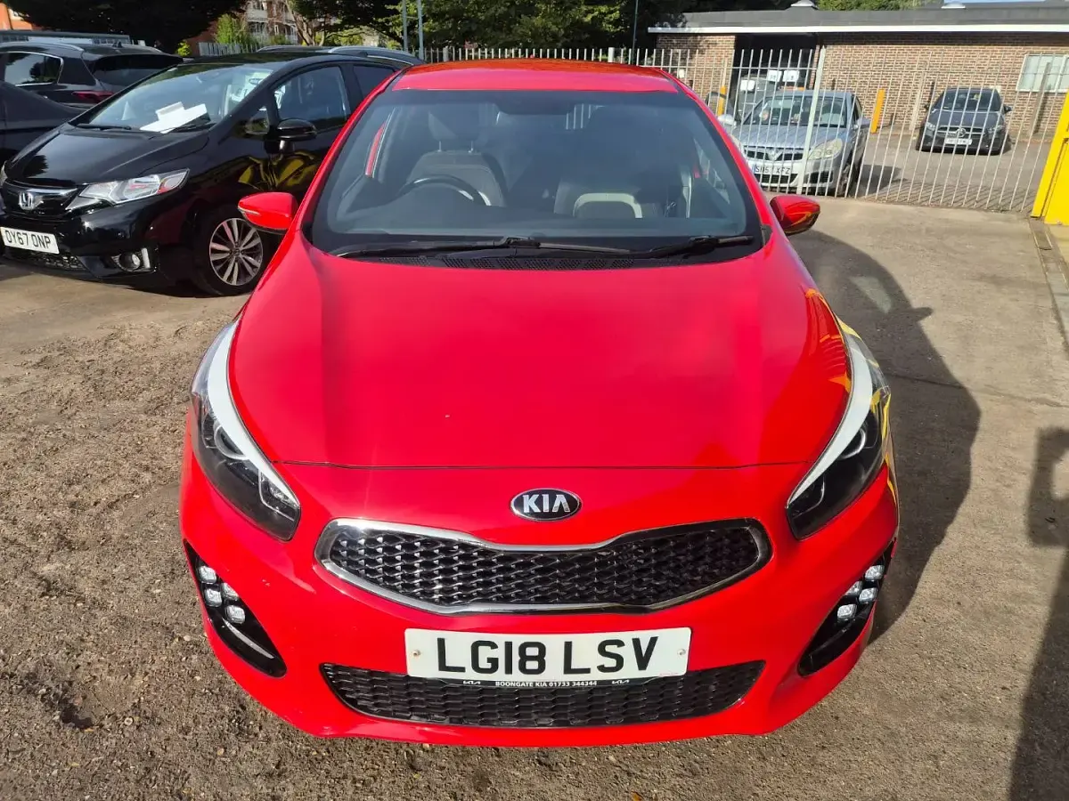 Used Kia Ceed GT-Line 118 HP (86 kW) 2018 Red Hatchback