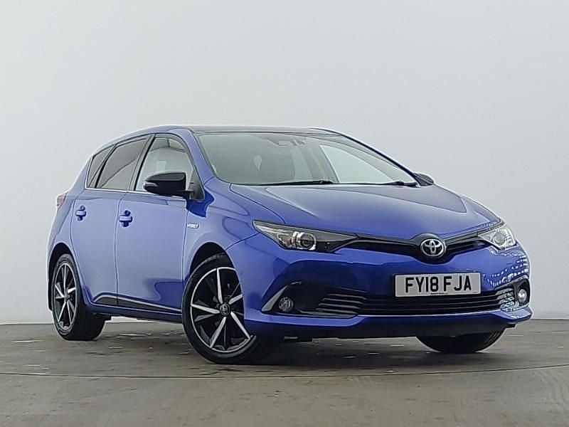 Used Toyota Auris Hybrid Design 136 HP (100 kW) 2018 Blue/black Hatchback