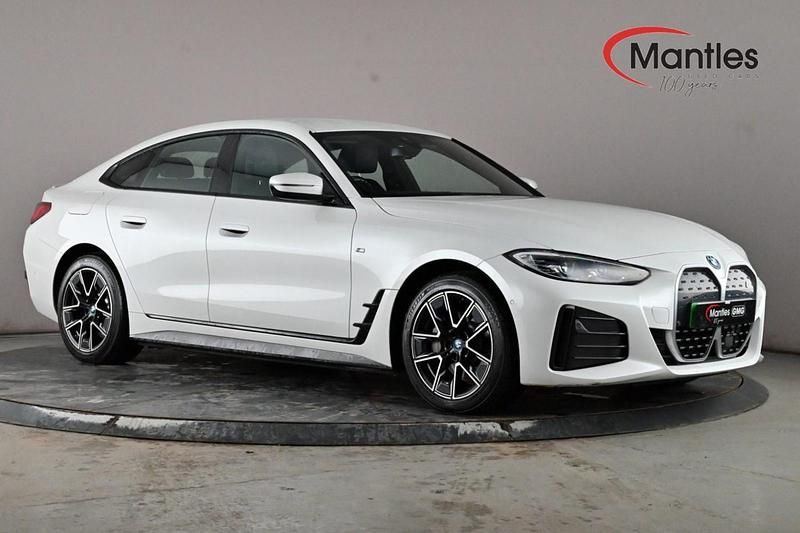 Used BMW i4 M Sport 250 kW (340 HP) 2022 White Sedan