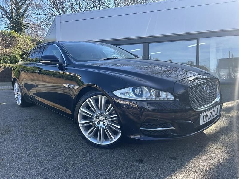 Used Jaguar XJ Portfolio 275 HP (202 kW) 2012 Black Sedan