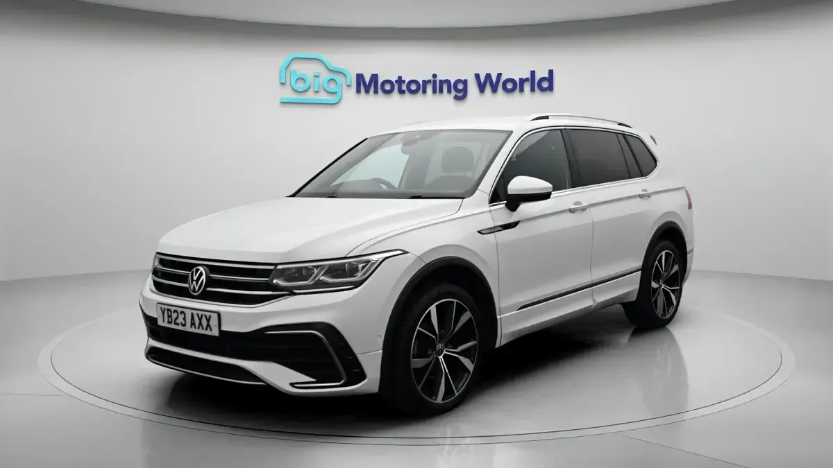 Used VW Tiguan Allspace R-line 150 HP (110 kW) 2023 White SUV