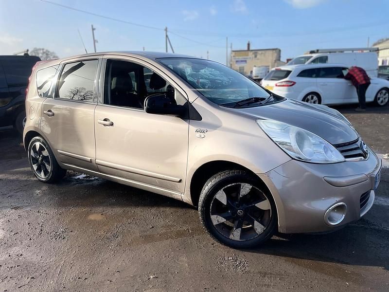 Used Nissan Note N-TEC 88 HP (64 kW) 2013 Beige MPV